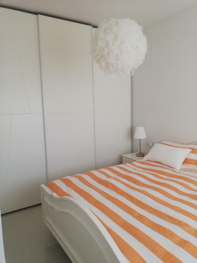 Amay 880 Nr 38 Torrevieja Extérieur photo